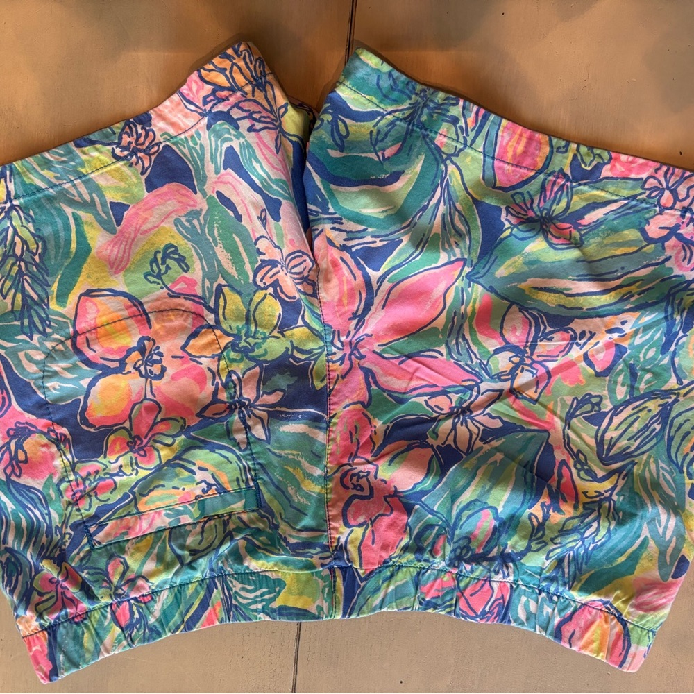 Lilly Pulitzer Multicolor Tropical Shorts